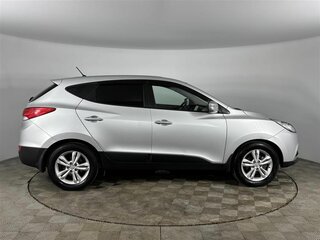 2013 Hyundai ix35 I, серый, 1100000 рублей, вид 4