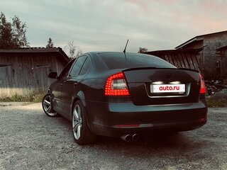 2011 Skoda Octavia II (A5) Рестайлинг, серый, 900000 рублей, вид 3