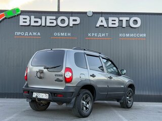 2011 Chevrolet Niva I Рестайлинг, коричневый, 570000 рублей, вид 2