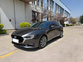 2023 Mazda 3 M Hybrid IV (BP), серый, 1983111 рублей, вид 3