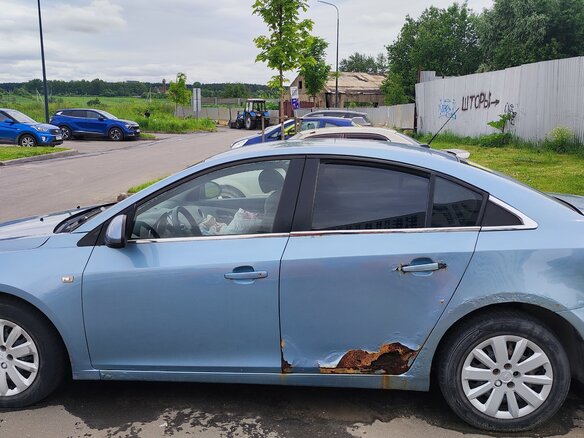 2011 Chevrolet Cruze I, серый, 320000 рублей - вид 5