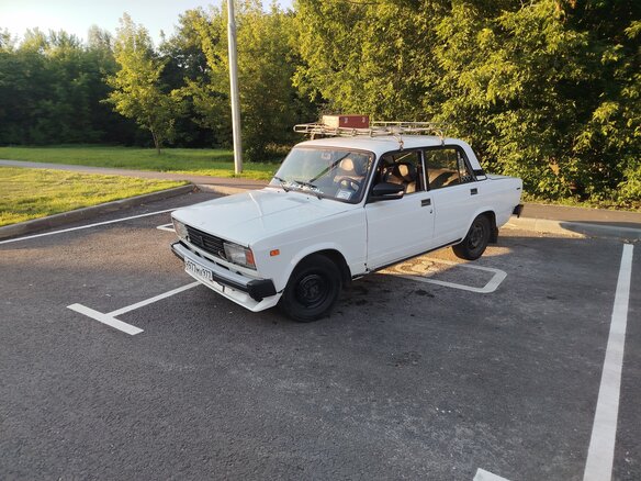 1999 Lada (ВАЗ) 2105, белый, 149000 рублей - вид 12