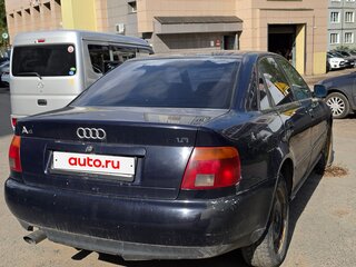 1996 Audi A4 I (B5), синий, 112000 рублей, вид 3