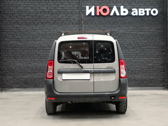 2013 Lada (ВАЗ) Largus I, бежевый, 450000 рублей - вид 3