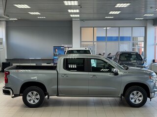 2025 Chevrolet Silverado Double Cab IV (T1XX) Рестайлинг, серый, 6399000 рублей, вид 4