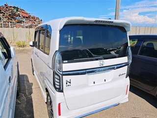 2021 Honda N-BOX II Рестайлинг, белый, 1200000 рублей, вид 5