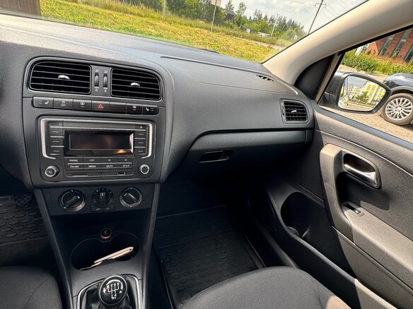 2016 Volkswagen Polo V Рестайлинг, белый - вид 10