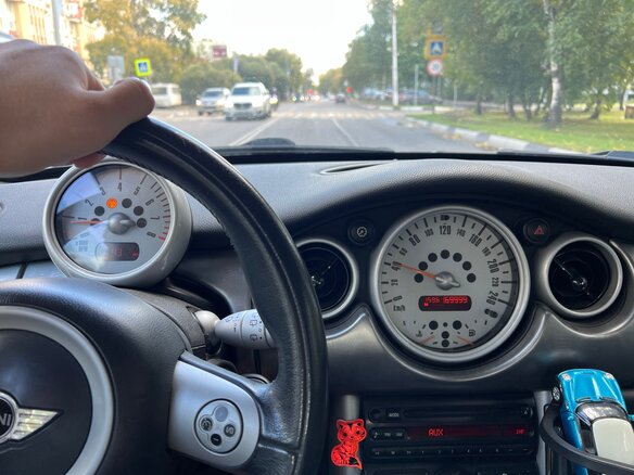 2004 Mini Hatch Cooper S I (R50), синий, 1065000 рублей - вид 33