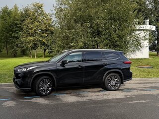 2026 Toyota Highlander IV (XU70), чёрный, 5050000 рублей, вид 3