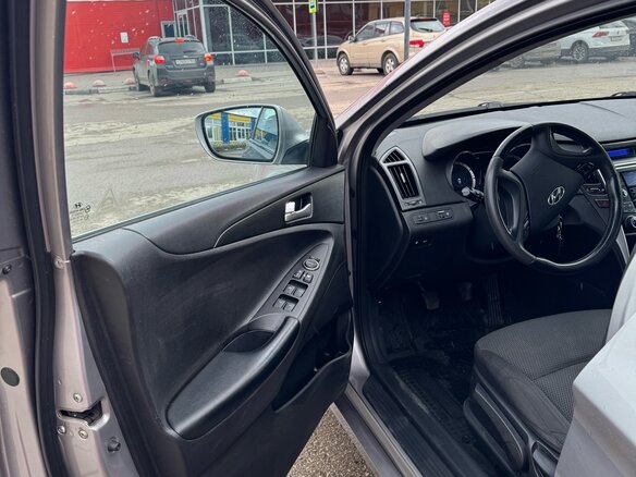 2012 Hyundai Sonata VI (YF), серый, 1150000 рублей - вид 6