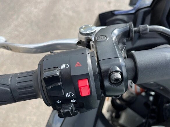 2022 Kawasaki ER-6N, чёрный, 800000 рублей - вид 3