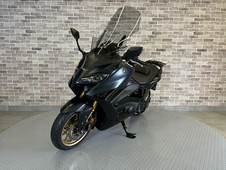 2023 Yamaha TMAX, зелёный, 1230000 рублей, вид 2