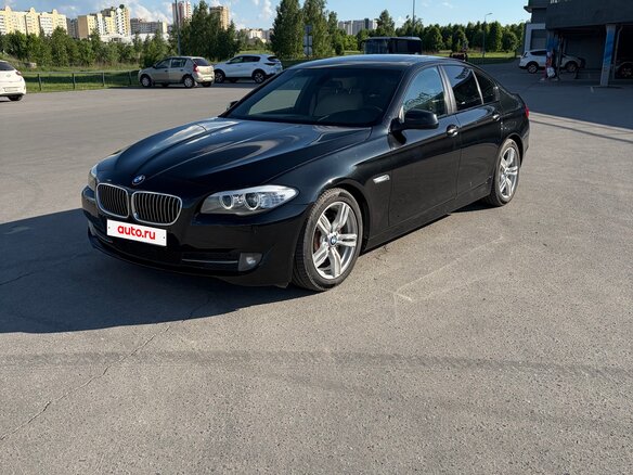 2011 BMW 5 серии 530d xDrive VI (F10/F11/F07), чёрный, 1650000 рублей