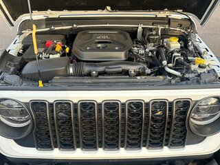 2022 Jeep Wrangler IV (JL), белый, 4350000 рублей, вид 1