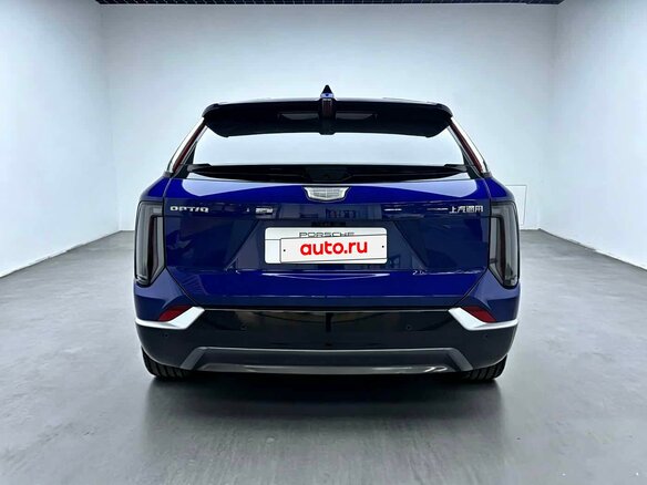2026 Cadillac Lyriq, синий, 8000000 рублей - вид 6