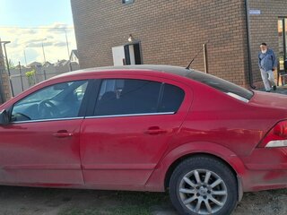 2013 Opel Astra H Рестайлинг, красный, 455000 рублей, вид 5