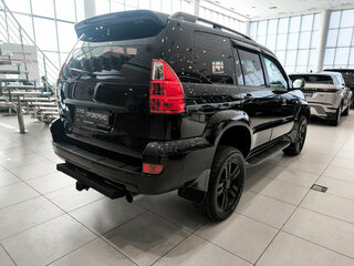 2008 Toyota Land Cruiser Prado 5-speed 120 Series Рестайлинг, чёрный, 1950000 рублей, вид 5