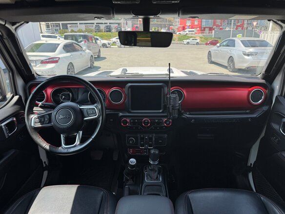 2020 Jeep Wrangler IV (JL), белый, 4750000 рублей - вид 10