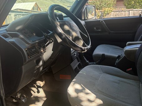 1998 Mitsubishi Pajero II Рестайлинг, зелёный, 850000 рублей, вид 4