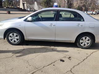 2008 Toyota Corolla Axio X (E140, E150) Рестайлинг, серебристый, 650000 рублей, вид 3