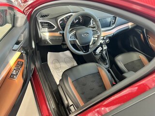 2026 Lada (ВАЗ) Vesta SW Cross I Рестайлинг (NG), красный, 2118000 рублей, вид 5