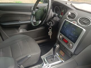 2010 Ford Focus II Рестайлинг, серый, 430000 рублей, вид 5