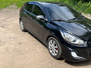2011 Hyundai Solaris I, чёрный, 720000 рублей, вид 2