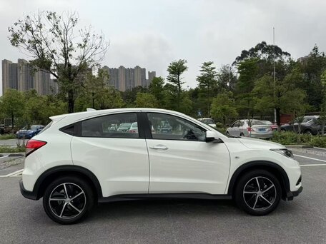2022 Honda Vezel I Рестайлинг, белый, 2200000 рублей, вид 2