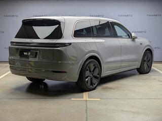 2026 Li Auto (Lixiang) L9 52.3 kWh I Рестайлинг, серый, 12090000 рублей, вид 3