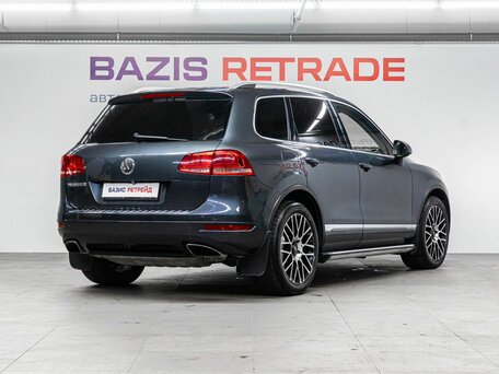 2014 Volkswagen Touareg II, серый, 1730000 рублей, вид 5