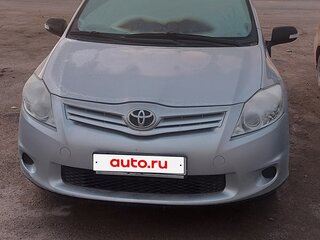 2012 Toyota Auris I Рестайлинг, серебристый, 1100000 рублей, вид 1
