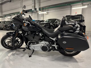 2022 Harley-Davidson Sport Glide, чёрный, 2550000 рублей, вид 4