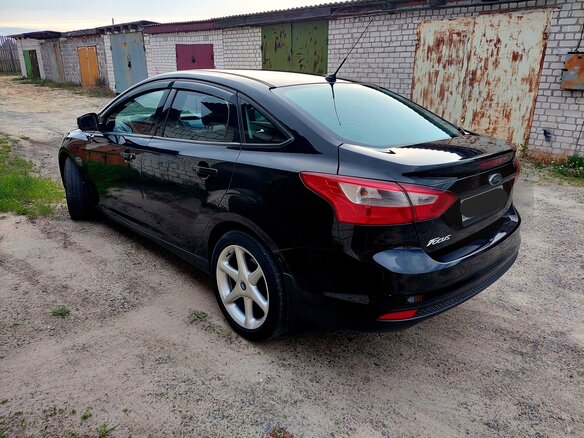 2013 Ford Focus III, чёрный, 585000 рублей - вид 6