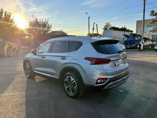 2019 Hyundai Santa Fe IV, серебристый, 3175000 рублей, вид 5