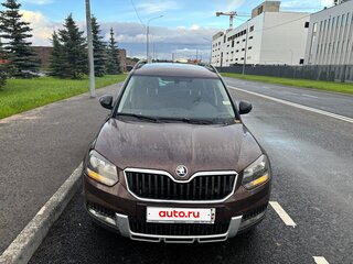 2016 Skoda Yeti I Рестайлинг, коричневый, 885000 рублей, вид 4
