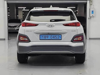 2020 Hyundai Kona I, белый, 2110000 рублей, вид 4