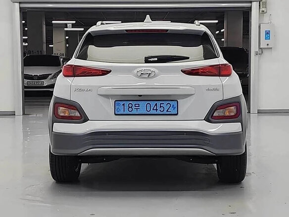 2020 Hyundai Kona I, белый, 2110000 рублей - вид 3