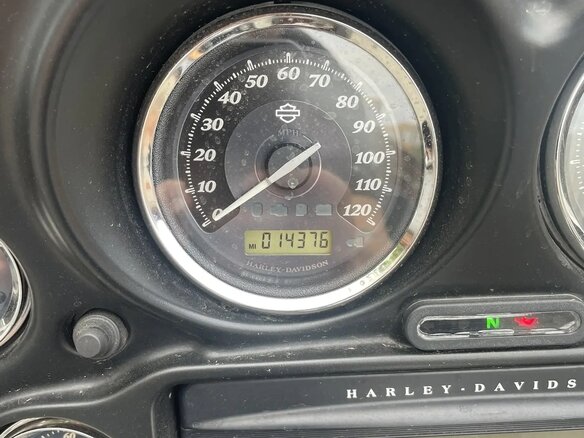 2010 Harley-Davidson Electra Glide, красный, 1070000 рублей - вид 8