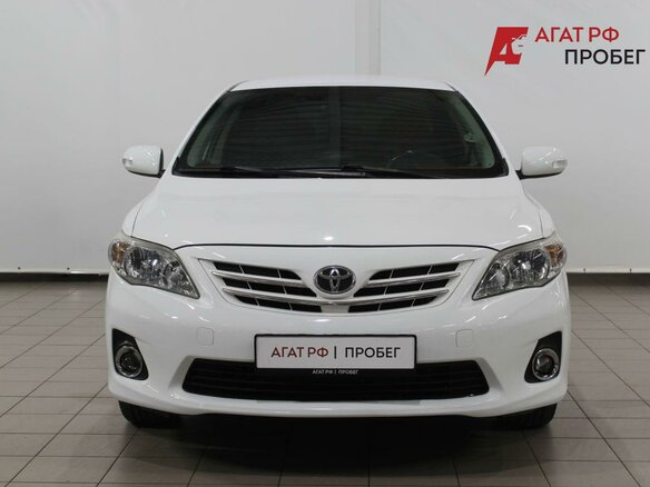 2012 Toyota Corolla X (E140, E150) Рестайлинг, белый, 1150000 рублей - вид 1