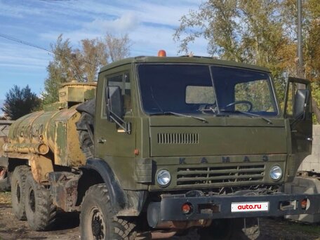 1992 КамАЗ 4310, зелёный, 2500000 рублей, вид 1