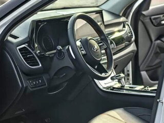 2021 Kia KX3, белый, 1450000 рублей, вид 4