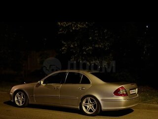 2003 Mercedes-Benz E-Класс 240 III (W211, S211), серебристый, 650000 рублей, вид 4