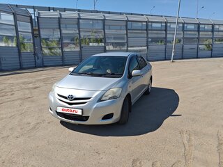 2005 Toyota Belta I, серый, 470000 рублей, вид 5