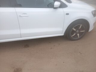 2014 Volkswagen Polo V, белый, 850000 рублей, вид 4