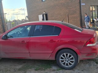 2013 Opel Astra H Рестайлинг, красный, 455000 рублей, вид 4