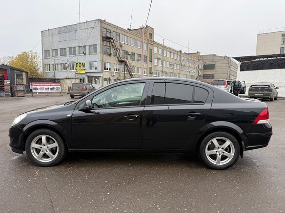 2011 Opel Astra H Рестайлинг, чёрный, 530000 рублей - вид 6