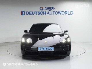 2025 Porsche Taycan I Рестайлинг, чёрный, 17650000 рублей, вид 3