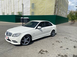 2010 Mercedes-Benz C-Класс 180 BlueEFFICIENCY III (W204), белый, 1200000 рублей, вид 1