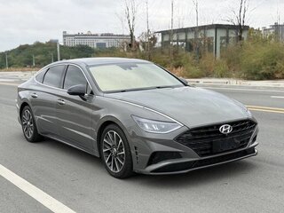 2023 Hyundai Sonata VIII (DN8), серый, 2270000 рублей, вид 2