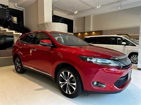 Toyota Harrier III (XU60)